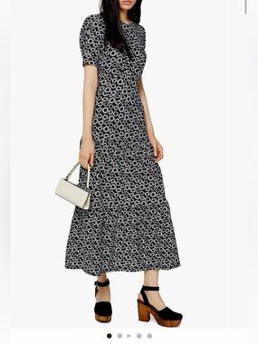 blue leopard print dress topshop | Dresses | Topshop Chiffon Cowl Slip In With Chiffon With Scarf C-19182 In the shadows of Size:9/10 allowing the intricate jacquard